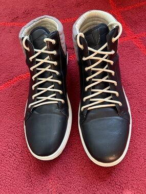 UNIONBAY Black High-Top Leather Boots with Cream Laces